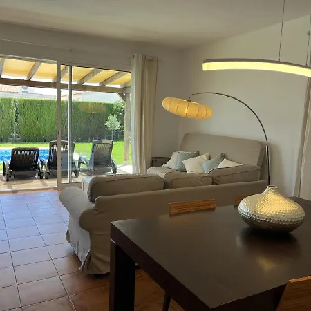 Teresa Villa Miami Playa